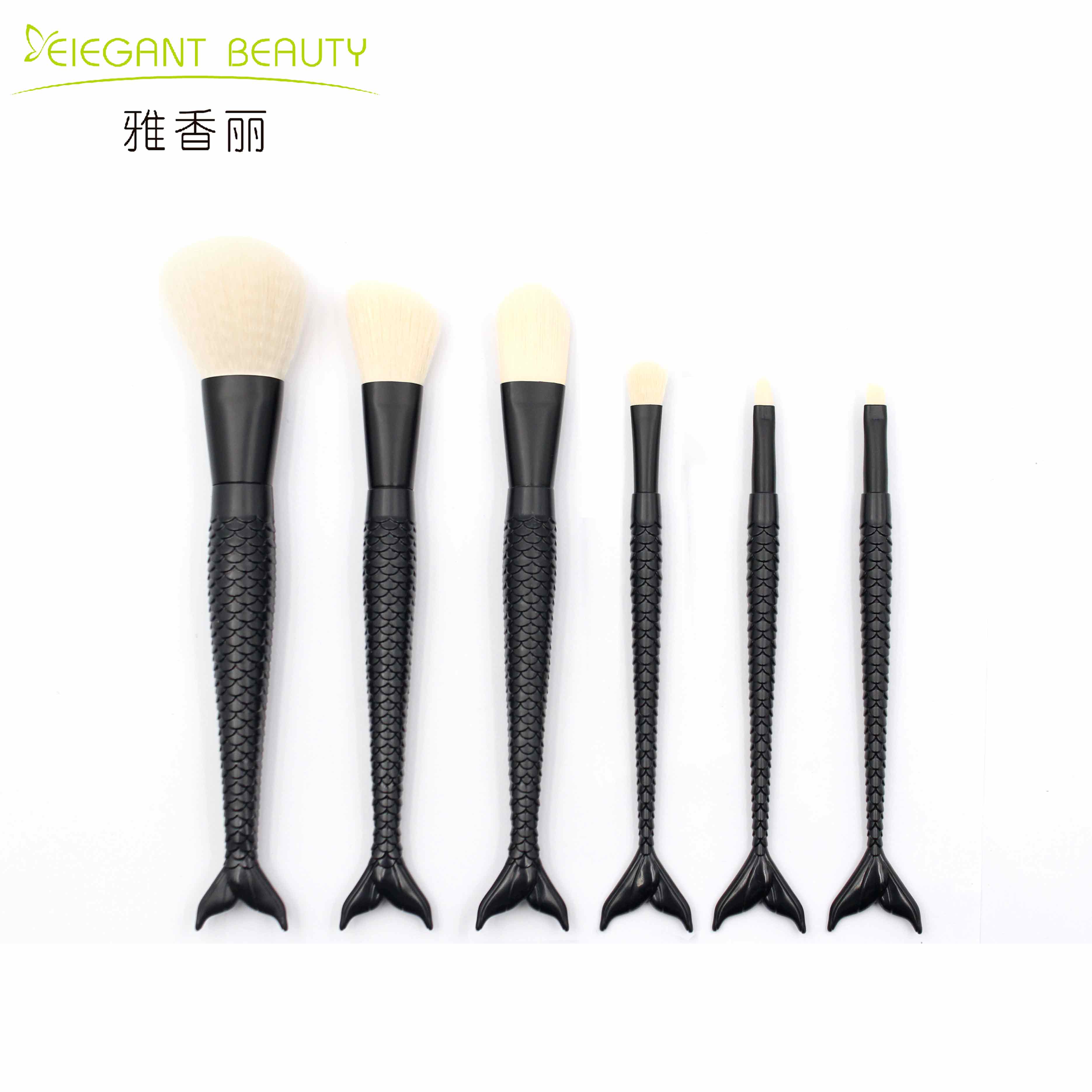 5個化妝刷小技巧，讓你輕松避免顏色混雜